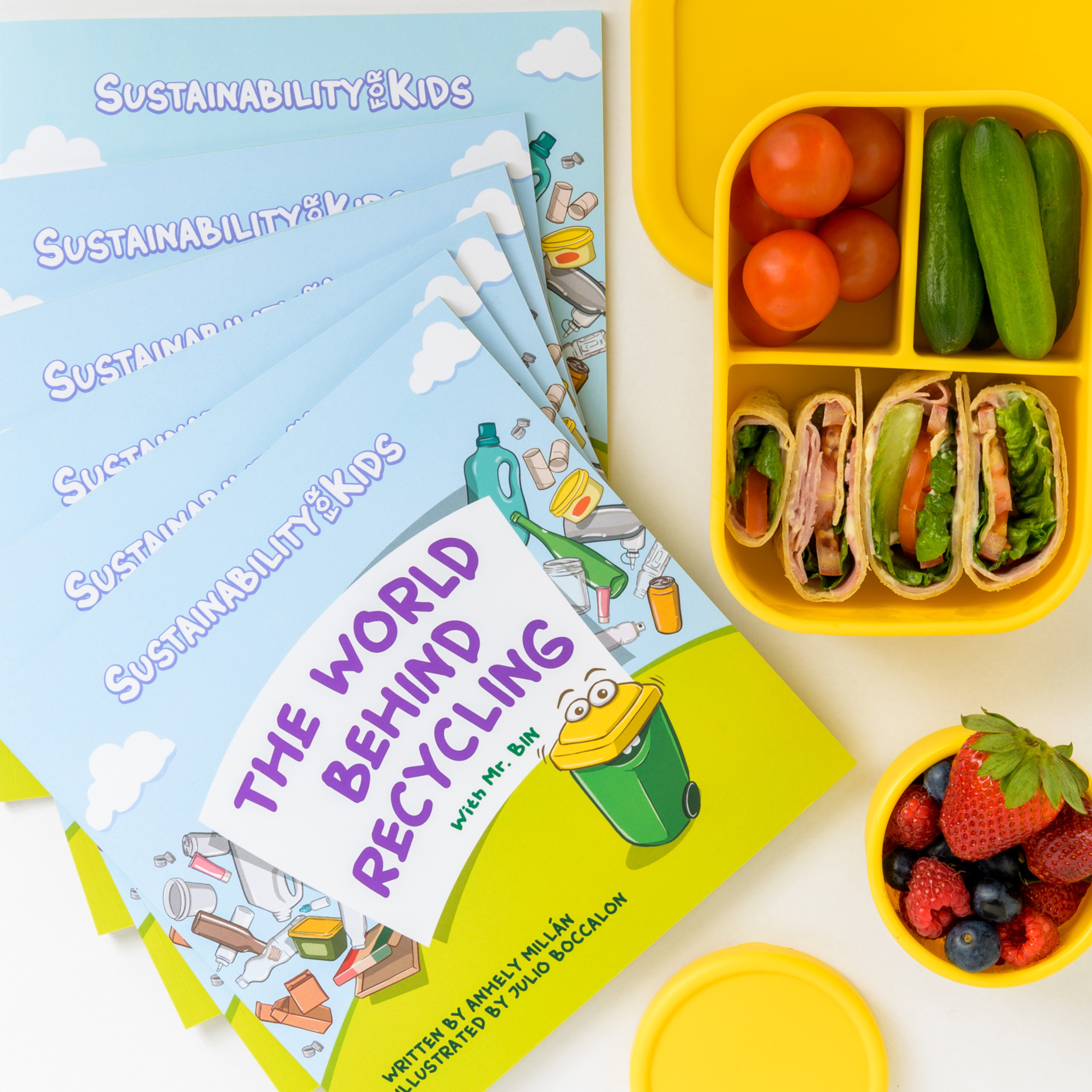 ‘Reuse & Recycle’ Bundle – Two Lunch Containers + Book Logo