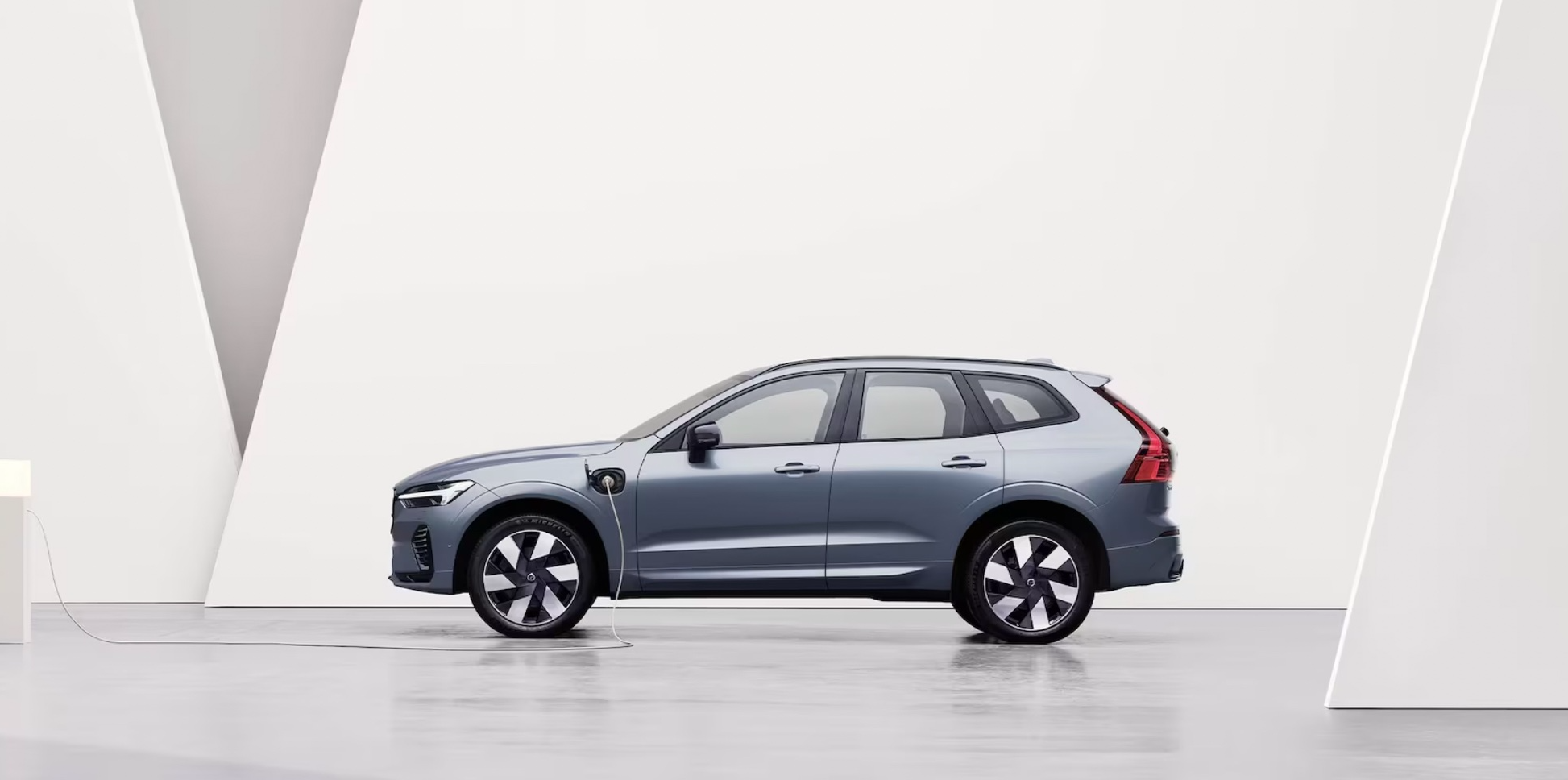 Volvo XC60 Recharge Logo